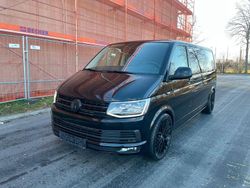 Schwarz Gebraucht 2018 VW Caravelle Comfortline Van / Kleinbus | 29.999 € (Fairer Preis)