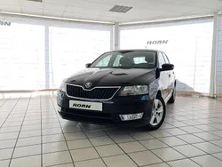 Schwarz Gebraucht 2017 Skoda Rapid Ambition Kombi | 9.990 € (Fairer Preis)