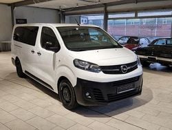 Jade weiß Gebraucht 2021 Opel Zafira Life Selection Van / Kleinbus | 25.500 € (Guter Preis)
