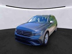Platinum grey metallic (metallic) Gebraucht 2022 VW Tiguan Allspace Life SUV | 25.490 € (Superpreis)