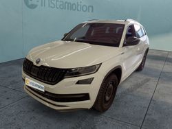 Weiß Gebraucht 2022 Skoda Kodiaq SportLine SUV | 39.630 € (Teuer)