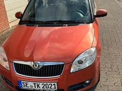 Orange Gebraucht 2008 Skoda Fabia Classic Limousine | 2.100 € (Fairer Preis)