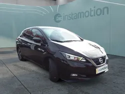 Schwarz Gebraucht 2020 Nissan Leaf N-Connecta Kleinwagen | 21.490 € (Teuer)