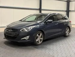 Blau Gebraucht 2015 Hyundai i40 Edition Kombi | 8.970 € (Guter Preis)