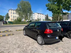 Schwarz Gebraucht 2004 VW Golf V Limousine | 1.700 € (Fairer Preis)
