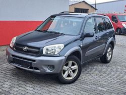 Grau Gebraucht 2004 Toyota RAV4 SUV | 3.950 € (Superpreis)