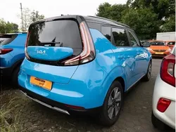 Blau Gebraucht 2024 Kia Soul EV Inspiration SUV | 28.950 € (Superpreis)