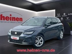 Grau Gebraucht 2025 Seat Arona FR SUV | 20.899 € (Fairer Preis)