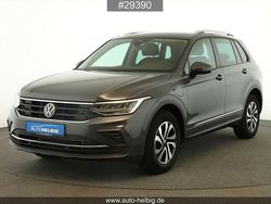 Grau Gebraucht 2022 VW Tiguan Active SUV | 25.990 € (Guter Preis)