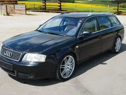 Schwarz Gebraucht 2002 Audi A6 Kombi | 6.990 €