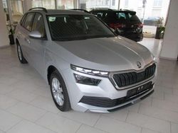 Brilliantsilber metallic Gebraucht 2022 Skoda Kamiq Ambition SUV | 20.990 € (Guter Preis)