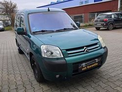 Grün Gebraucht 2003 Citroën Berlingo Van / Kleinbus | 2.900 € (Fairer Preis)