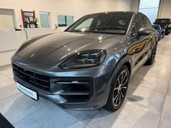 Grau Gebraucht 2024 Porsche Cayenne Coupe Coupé | 89.490 € (Guter Preis)