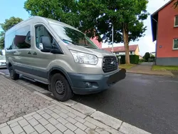 Gold Gebraucht 2017 Ford Transit Van / Kleinbus | 26.500 €