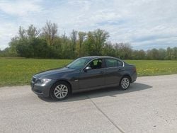 Grau Gebraucht 2008 BMW 325 Basis Limousine | 6.750 € (Fairer Preis)