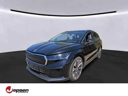Schwarzmagic perleffekt Gebraucht 2022 Skoda Enyaq iV SUV | 35.970 € (Guter Preis)