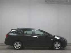 Schwarz Gebraucht 2022 Opel Astra Edition Kombi | 13.680 € (Superpreis)