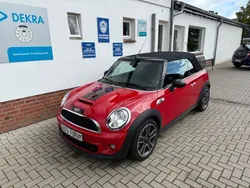 Rot Gebraucht 2013 Mini Cooper S Cabriolet Cabrio | 13.250 € (Etwas zu teuer)