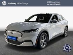 Space white metallic Gebraucht 2024 Ford Mustang Mach-E SUV | 36.760 € (Guter Preis)
