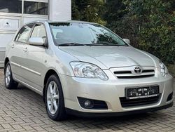 Silber Gebraucht 2005 Toyota Corolla Sol Kleinwagen | 5.500 € (Etwas zu teuer)