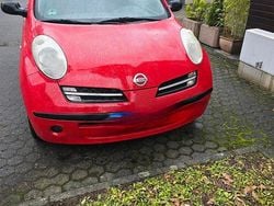 Rot Gebraucht 2005 Nissan Micra Limousine | 2.800 € (Teuer)