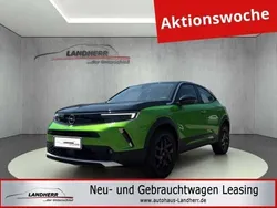 Matcha grün (metallic) Gebraucht 2023 Opel Mokka Elegance SUV | 18.140 € (Superpreis)
