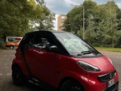 Schwarz Gebraucht 2012 Smart ForTwo Coupé Kleinwagen | 3.900 € (Fairer Preis)