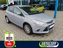 Silber Gebraucht 2011 Ford Focus Trend Limousine | 3.500 € (Superpreis)