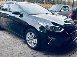 Schwarz Gebraucht 2019 Kia Ceed Turbo Limousine | 9.990 € (Guter Preis)