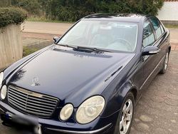 Blau Gebraucht 2005 Mercedes 320 Avantgarde Limousine | 3.900 €