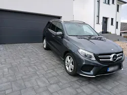 Grau Gebraucht 2015 Mercedes GLE350 SUV | 28.500 € (Fairer Preis)