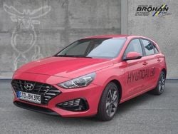Engine red Gebraucht 2024 Hyundai i30 Trend Limousine | 20.480 € (Guter Preis)
