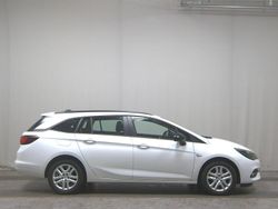 Weiss Gebraucht 2022 Opel Astra Business Kombi | 10.980 € (Superpreis)