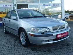 Weiß Gebraucht 2000 Volvo S40 Limousine | 1.000 € (Superpreis)