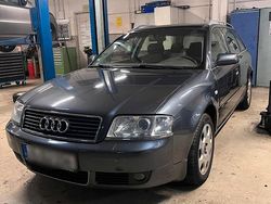 Grau Gebraucht 2004 Audi A6 Kombi | 1.599 € (Fairer Preis)