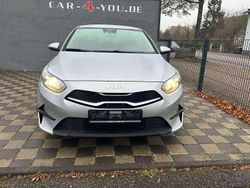 Silber Gebraucht 2023 Kia Ceed Vision Kleinwagen | 15.100 € (Superpreis)