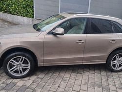 Beige Gebraucht 2011 Audi Q5 Comfort SUV | 16.000 € (Etwas zu teuer)