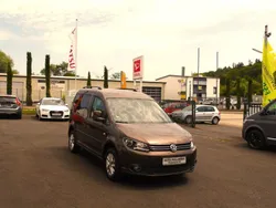 Braun Gebraucht 2011 VW Caddy Comfortline Van / Kleinbus | 6.950 € (Guter Preis)