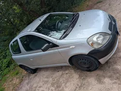 Silber Gebraucht 2003 Toyota Yaris Limousine | 1.200 € (Guter Preis)