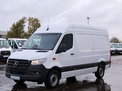 Arktikweiss Gebraucht 2024 Mercedes Sprinter Van | 40.341 € (Guter Preis)