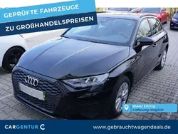 Brillantschwarz Gebraucht 2021 Audi A3 Sportback e-tron Limousine | 20.390 € (Guter Preis)