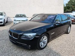 Saphirschwarz (metallic) Gebraucht 2011 BMW 750 Sport Line Limousine | 19.990 € (Etwas zu teuer)