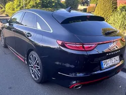 Schwarz Gebraucht 2024 Kia ProCeed Kleinwagen | 29.500 € (Guter Preis)