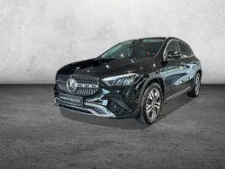 Schwarz Gebraucht 2024 Mercedes GLA200 SUV | 39.825 € (Fairer Preis)