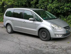 Silber Gebraucht 2006 Ford Galaxy Van / Kleinbus | 5.800 € (Etwas zu teuer)