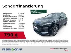 Mythosschwarz metallic Gebraucht 2024 Audi Q6 e-tron Ambiente SUV | 67.980 € (Superpreis)