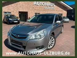 Grau Gebraucht 2010 Subaru Outback SUV | 6.900 € (Guter Preis)