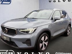 Grau Gebraucht 2022 Volvo XC40 SUV | 26.900 € (Fairer Preis)