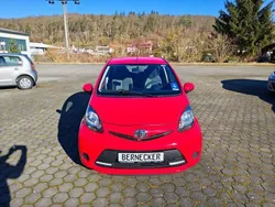 Rot Gebraucht 2013 Toyota Aygo Cool Kleinwagen | 5.990 € (Etwas zu teuer)