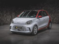 Weiß Gebraucht 2021 Smart ForFour Electric Drive Passion Exclusive Limousine | 13.333 € (Etwas zu teuer)